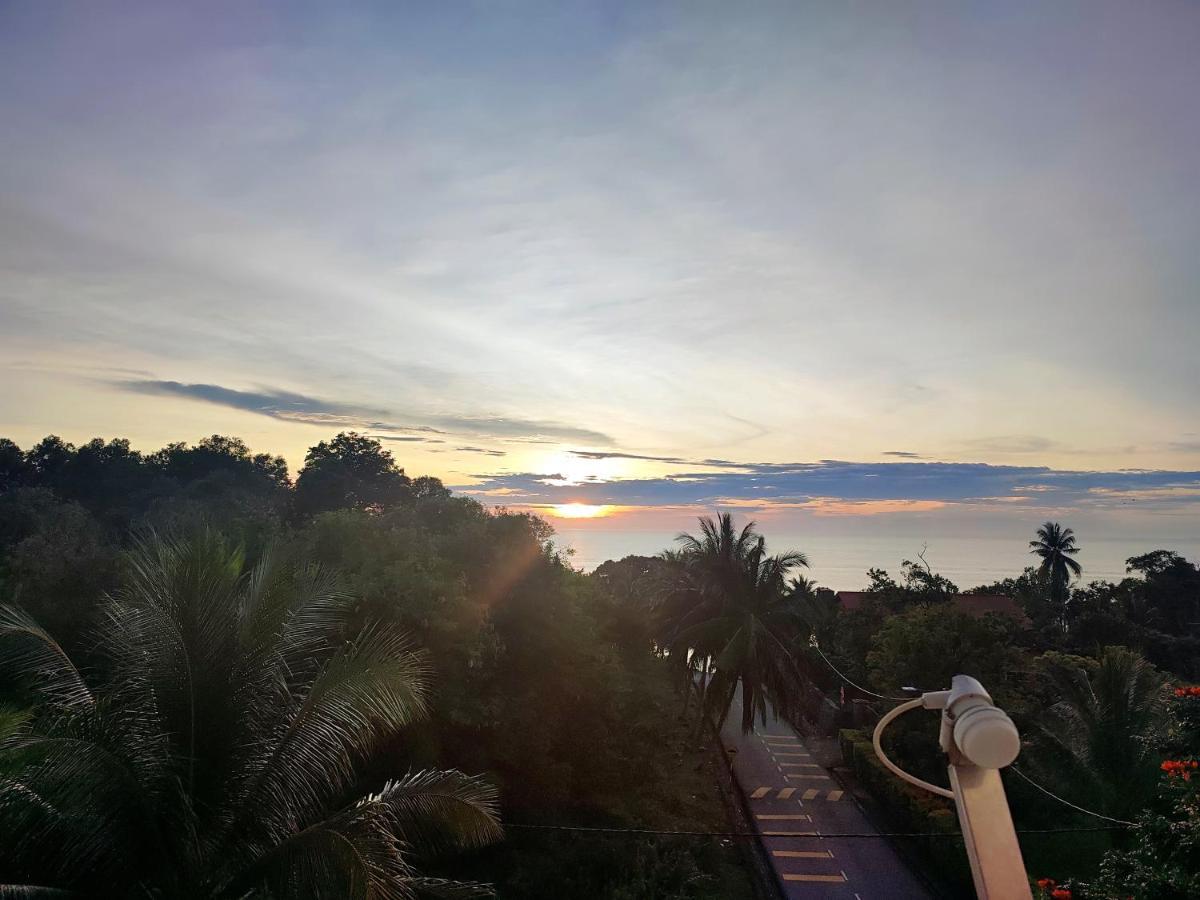 Apartment View Teluk Kemang *